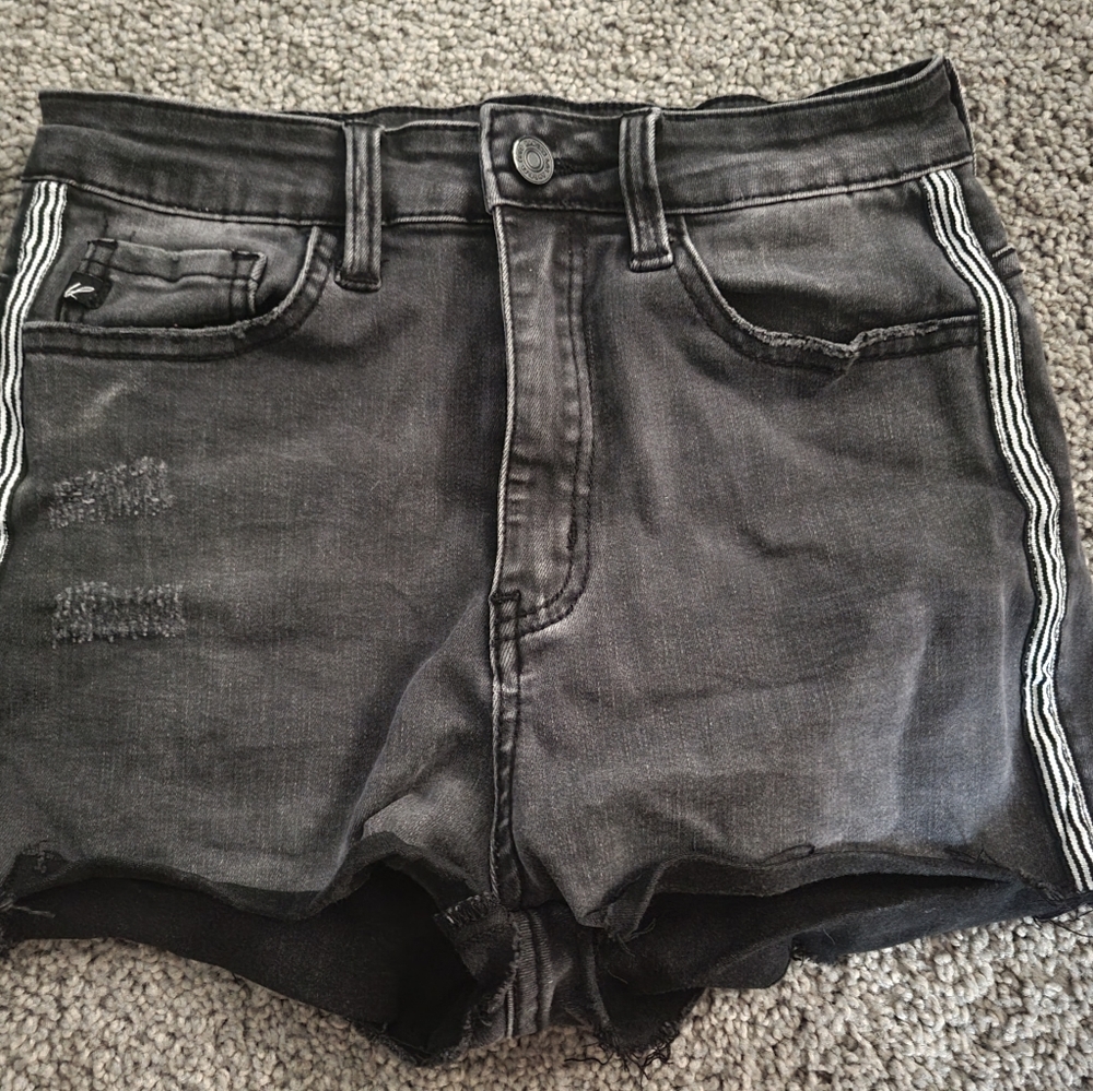 Trendy black Jean shorts